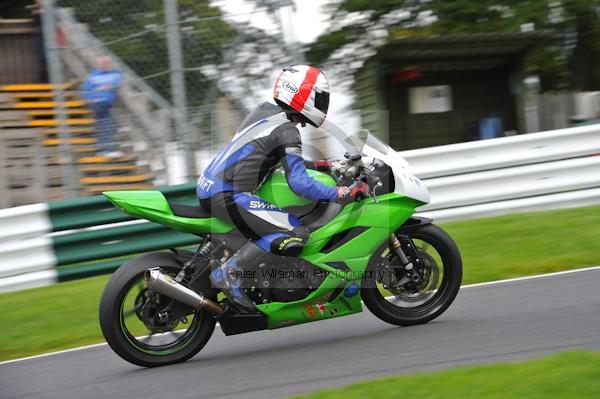 Motorcycle action photographs;Trackday digital images;cadwell;cadwell park photographs;event digital images;eventdigitalimages;motor racing louth lincolnshire;no limits trackday;peter wileman photography;trackday;trackday photos