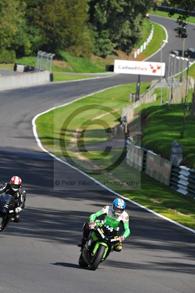 Motorcycle action photographs;Trackday digital images;cadwell;cadwell park photographs;event digital images;eventdigitalimages;motor racing louth lincolnshire;no limits trackday;peter wileman photography;trackday;trackday photos