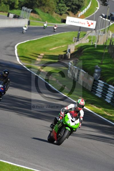 Motorcycle action photographs;Trackday digital images;cadwell;cadwell park photographs;event digital images;eventdigitalimages;motor racing louth lincolnshire;no limits trackday;peter wileman photography;trackday;trackday photos