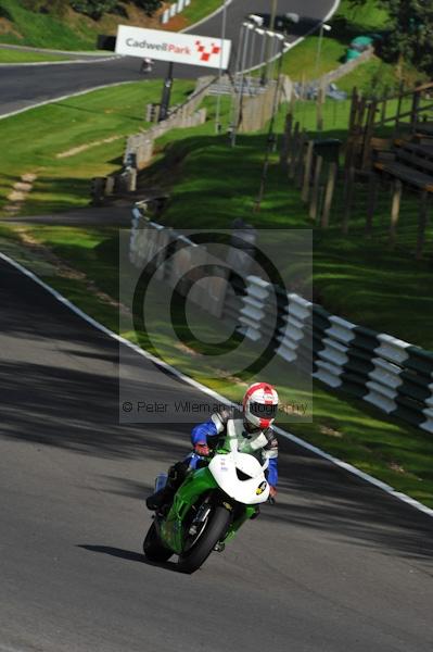 Motorcycle action photographs;Trackday digital images;cadwell;cadwell park photographs;event digital images;eventdigitalimages;motor racing louth lincolnshire;no limits trackday;peter wileman photography;trackday;trackday photos