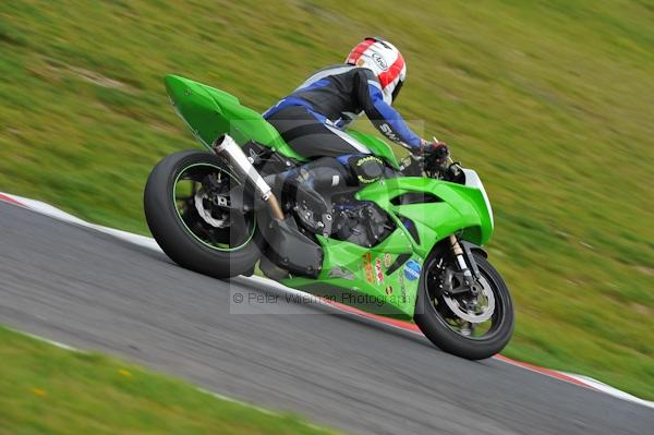 Motorcycle action photographs;Trackday digital images;cadwell;cadwell park photographs;event digital images;eventdigitalimages;motor racing louth lincolnshire;no limits trackday;peter wileman photography;trackday;trackday photos