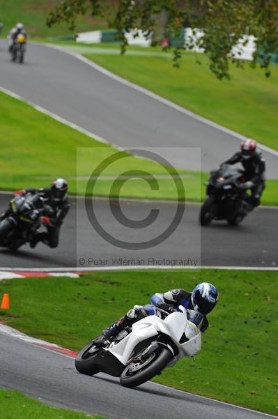 Motorcycle action photographs;Trackday digital images;cadwell;cadwell park photographs;event digital images;eventdigitalimages;motor racing louth lincolnshire;no limits trackday;peter wileman photography;trackday;trackday photos