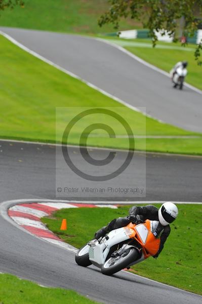 Motorcycle action photographs;Trackday digital images;cadwell;cadwell park photographs;event digital images;eventdigitalimages;motor racing louth lincolnshire;no limits trackday;peter wileman photography;trackday;trackday photos