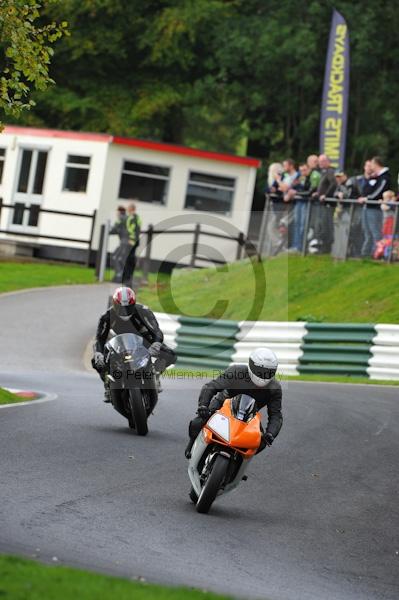 Motorcycle action photographs;Trackday digital images;cadwell;cadwell park photographs;event digital images;eventdigitalimages;motor racing louth lincolnshire;no limits trackday;peter wileman photography;trackday;trackday photos