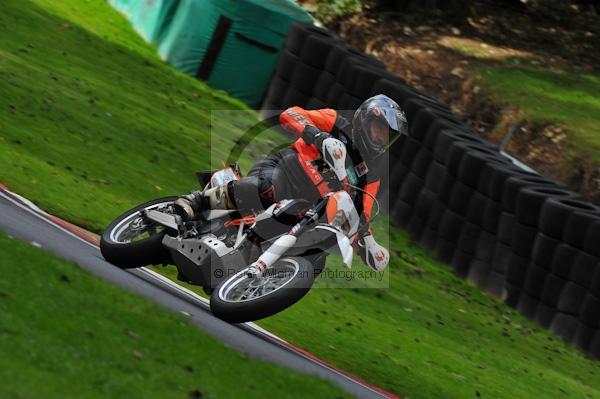 Motorcycle action photographs;Trackday digital images;cadwell;cadwell park photographs;event digital images;eventdigitalimages;motor racing louth lincolnshire;no limits trackday;peter wileman photography;trackday;trackday photos