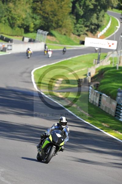 Motorcycle action photographs;Trackday digital images;cadwell;cadwell park photographs;event digital images;eventdigitalimages;motor racing louth lincolnshire;no limits trackday;peter wileman photography;trackday;trackday photos