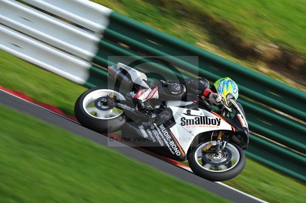 Motorcycle action photographs;Trackday digital images;cadwell;cadwell park photographs;event digital images;eventdigitalimages;motor racing louth lincolnshire;no limits trackday;peter wileman photography;trackday;trackday photos