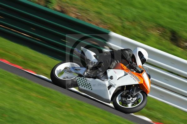 Motorcycle action photographs;Trackday digital images;cadwell;cadwell park photographs;event digital images;eventdigitalimages;motor racing louth lincolnshire;no limits trackday;peter wileman photography;trackday;trackday photos