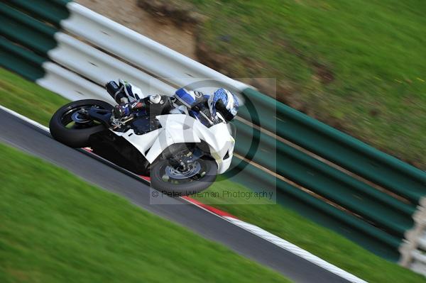 Motorcycle action photographs;Trackday digital images;cadwell;cadwell park photographs;event digital images;eventdigitalimages;motor racing louth lincolnshire;no limits trackday;peter wileman photography;trackday;trackday photos