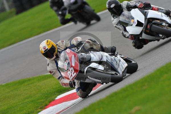 Motorcycle action photographs;Trackday digital images;cadwell;cadwell park photographs;event digital images;eventdigitalimages;motor racing louth lincolnshire;no limits trackday;peter wileman photography;trackday;trackday photos