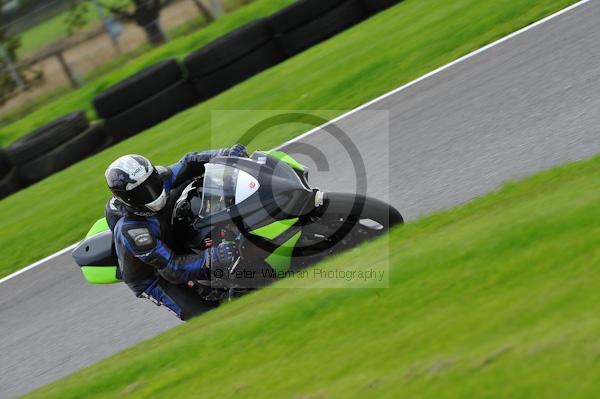 Motorcycle action photographs;Trackday digital images;cadwell;cadwell park photographs;event digital images;eventdigitalimages;motor racing louth lincolnshire;no limits trackday;peter wileman photography;trackday;trackday photos