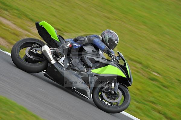 Motorcycle action photographs;Trackday digital images;cadwell;cadwell park photographs;event digital images;eventdigitalimages;motor racing louth lincolnshire;no limits trackday;peter wileman photography;trackday;trackday photos