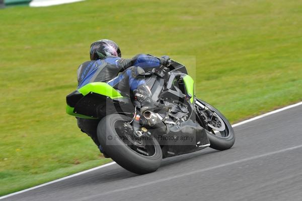 Motorcycle action photographs;Trackday digital images;cadwell;cadwell park photographs;event digital images;eventdigitalimages;motor racing louth lincolnshire;no limits trackday;peter wileman photography;trackday;trackday photos