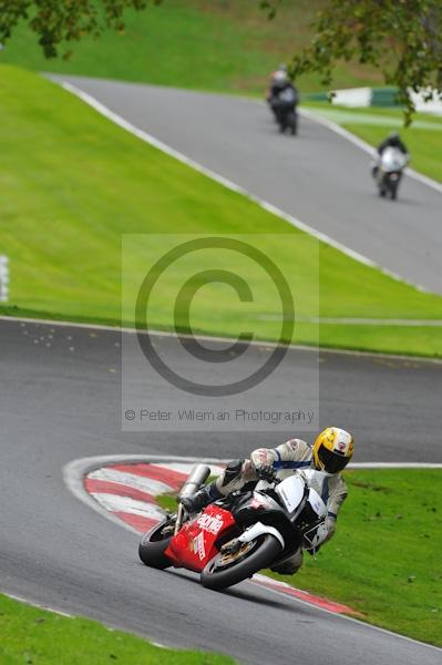 Motorcycle action photographs;Trackday digital images;cadwell;cadwell park photographs;event digital images;eventdigitalimages;motor racing louth lincolnshire;no limits trackday;peter wileman photography;trackday;trackday photos