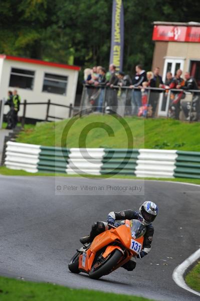 Motorcycle action photographs;Trackday digital images;cadwell;cadwell park photographs;event digital images;eventdigitalimages;motor racing louth lincolnshire;no limits trackday;peter wileman photography;trackday;trackday photos