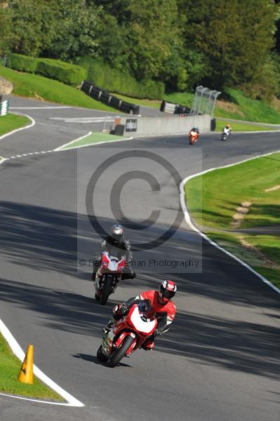 Motorcycle action photographs;Trackday digital images;cadwell;cadwell park photographs;event digital images;eventdigitalimages;motor racing louth lincolnshire;no limits trackday;peter wileman photography;trackday;trackday photos