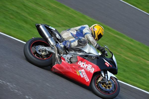 Motorcycle action photographs;Trackday digital images;cadwell;cadwell park photographs;event digital images;eventdigitalimages;motor racing louth lincolnshire;no limits trackday;peter wileman photography;trackday;trackday photos