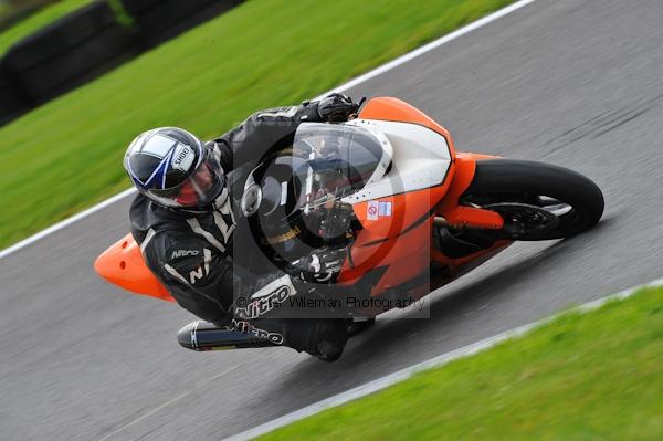 Motorcycle action photographs;Trackday digital images;cadwell;cadwell park photographs;event digital images;eventdigitalimages;motor racing louth lincolnshire;no limits trackday;peter wileman photography;trackday;trackday photos