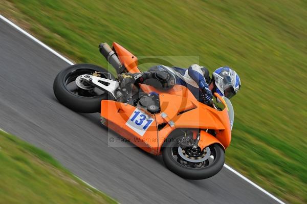 Motorcycle action photographs;Trackday digital images;cadwell;cadwell park photographs;event digital images;eventdigitalimages;motor racing louth lincolnshire;no limits trackday;peter wileman photography;trackday;trackday photos