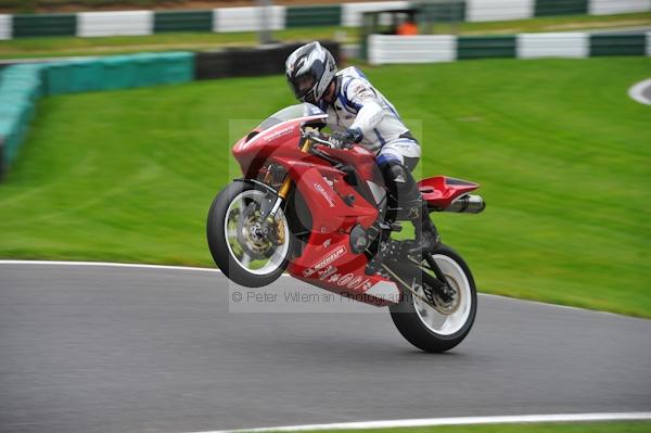 Motorcycle action photographs;Trackday digital images;cadwell;cadwell park photographs;event digital images;eventdigitalimages;motor racing louth lincolnshire;no limits trackday;peter wileman photography;trackday;trackday photos