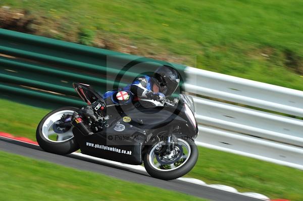 Motorcycle action photographs;Trackday digital images;cadwell;cadwell park photographs;event digital images;eventdigitalimages;motor racing louth lincolnshire;no limits trackday;peter wileman photography;trackday;trackday photos