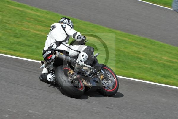 Motorcycle action photographs;Trackday digital images;cadwell;cadwell park photographs;event digital images;eventdigitalimages;motor racing louth lincolnshire;no limits trackday;peter wileman photography;trackday;trackday photos