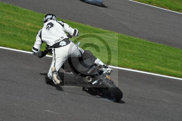 Motorcycle action photographs;Trackday digital images;cadwell;cadwell park photographs;event digital images;eventdigitalimages;motor racing louth lincolnshire;no limits trackday;peter wileman photography;trackday;trackday photos