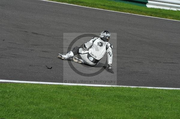 Motorcycle action photographs;Trackday digital images;cadwell;cadwell park photographs;event digital images;eventdigitalimages;motor racing louth lincolnshire;no limits trackday;peter wileman photography;trackday;trackday photos