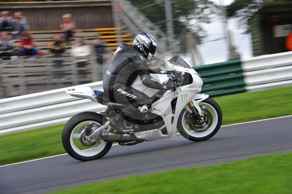 Motorcycle action photographs;Trackday digital images;cadwell;cadwell park photographs;event digital images;eventdigitalimages;motor racing louth lincolnshire;no limits trackday;peter wileman photography;trackday;trackday photos