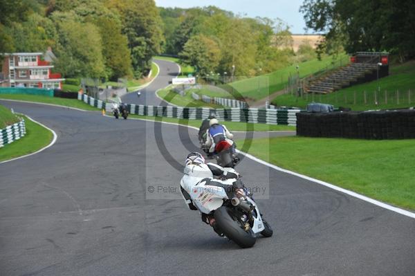 Motorcycle action photographs;Trackday digital images;cadwell;cadwell park photographs;event digital images;eventdigitalimages;motor racing louth lincolnshire;no limits trackday;peter wileman photography;trackday;trackday photos