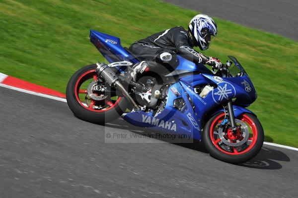 Motorcycle action photographs;Trackday digital images;cadwell;cadwell park photographs;event digital images;eventdigitalimages;motor racing louth lincolnshire;no limits trackday;peter wileman photography;trackday;trackday photos