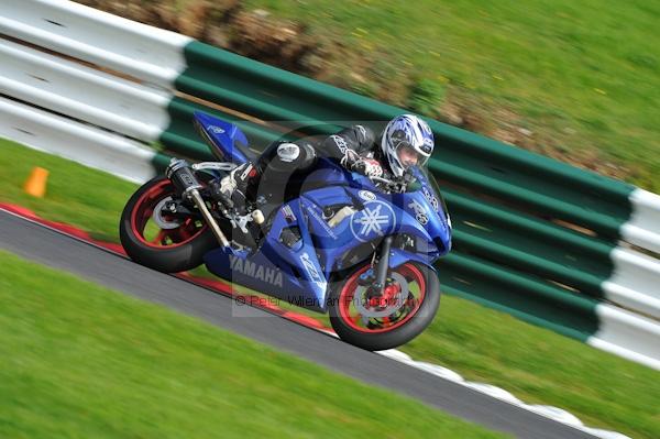 Motorcycle action photographs;Trackday digital images;cadwell;cadwell park photographs;event digital images;eventdigitalimages;motor racing louth lincolnshire;no limits trackday;peter wileman photography;trackday;trackday photos