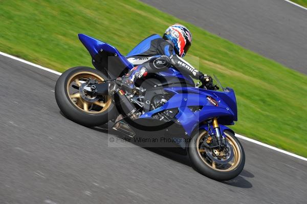 Motorcycle action photographs;Trackday digital images;cadwell;cadwell park photographs;event digital images;eventdigitalimages;motor racing louth lincolnshire;no limits trackday;peter wileman photography;trackday;trackday photos