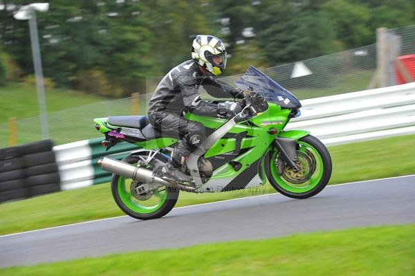 Motorcycle action photographs;Trackday digital images;cadwell;cadwell park photographs;event digital images;eventdigitalimages;motor racing louth lincolnshire;no limits trackday;peter wileman photography;trackday;trackday photos