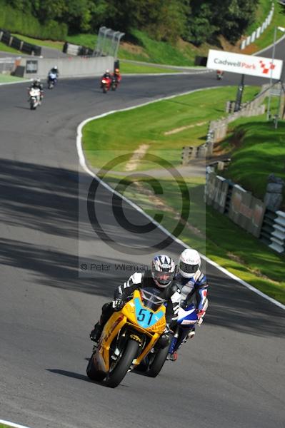 Motorcycle action photographs;Trackday digital images;cadwell;cadwell park photographs;event digital images;eventdigitalimages;motor racing louth lincolnshire;no limits trackday;peter wileman photography;trackday;trackday photos