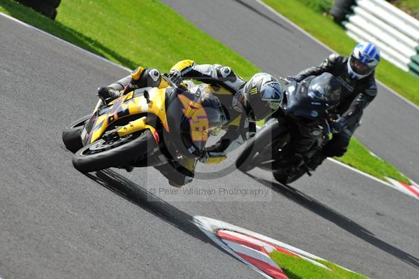 Motorcycle action photographs;Trackday digital images;cadwell;cadwell park photographs;event digital images;eventdigitalimages;motor racing louth lincolnshire;no limits trackday;peter wileman photography;trackday;trackday photos