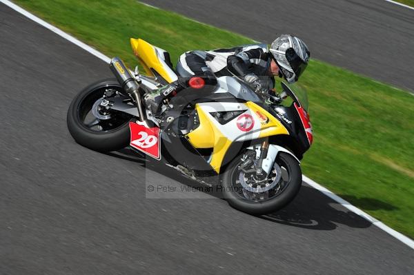 Motorcycle action photographs;Trackday digital images;cadwell;cadwell park photographs;event digital images;eventdigitalimages;motor racing louth lincolnshire;no limits trackday;peter wileman photography;trackday;trackday photos