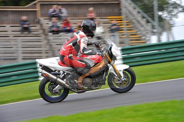 Motorcycle action photographs;Trackday digital images;cadwell;cadwell park photographs;event digital images;eventdigitalimages;motor racing louth lincolnshire;no limits trackday;peter wileman photography;trackday;trackday photos