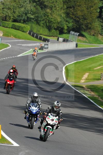 Motorcycle action photographs;Trackday digital images;cadwell;cadwell park photographs;event digital images;eventdigitalimages;motor racing louth lincolnshire;no limits trackday;peter wileman photography;trackday;trackday photos