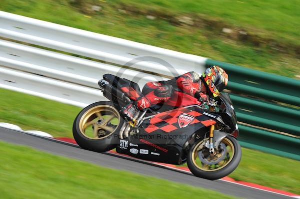 Motorcycle action photographs;Trackday digital images;cadwell;cadwell park photographs;event digital images;eventdigitalimages;motor racing louth lincolnshire;no limits trackday;peter wileman photography;trackday;trackday photos