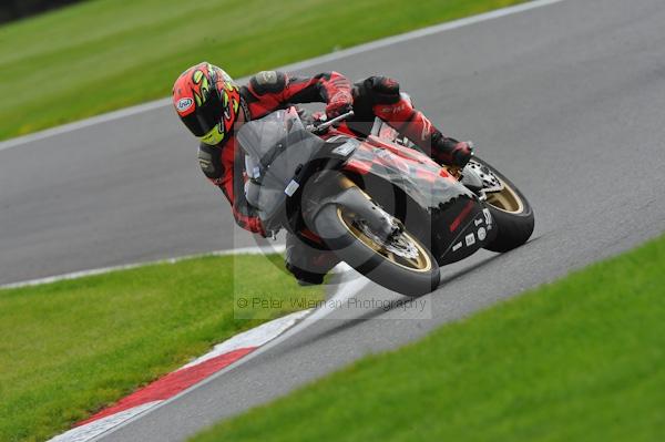 Motorcycle action photographs;Trackday digital images;cadwell;cadwell park photographs;event digital images;eventdigitalimages;motor racing louth lincolnshire;no limits trackday;peter wileman photography;trackday;trackday photos