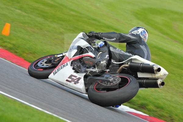 Motorcycle action photographs;Trackday digital images;cadwell;cadwell park photographs;event digital images;eventdigitalimages;motor racing louth lincolnshire;no limits trackday;peter wileman photography;trackday;trackday photos