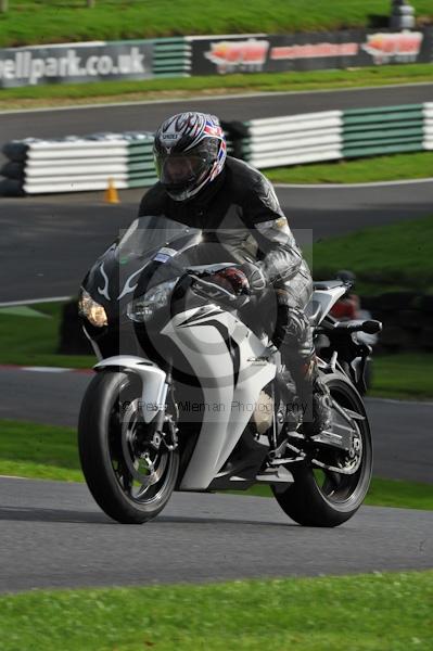 Motorcycle action photographs;Trackday digital images;cadwell;cadwell park photographs;event digital images;eventdigitalimages;motor racing louth lincolnshire;no limits trackday;peter wileman photography;trackday;trackday photos