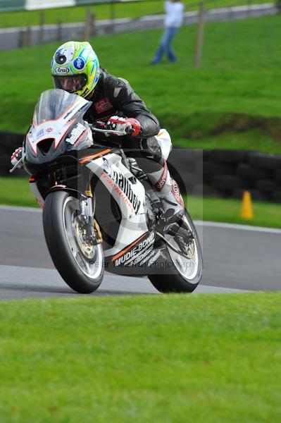 Motorcycle action photographs;Trackday digital images;cadwell;cadwell park photographs;event digital images;eventdigitalimages;motor racing louth lincolnshire;no limits trackday;peter wileman photography;trackday;trackday photos