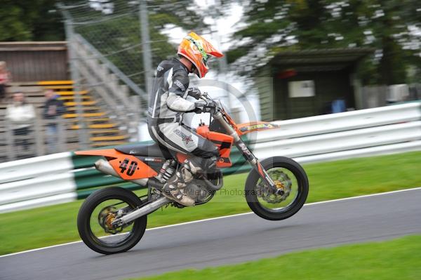 Motorcycle action photographs;Trackday digital images;cadwell;cadwell park photographs;event digital images;eventdigitalimages;motor racing louth lincolnshire;no limits trackday;peter wileman photography;trackday;trackday photos