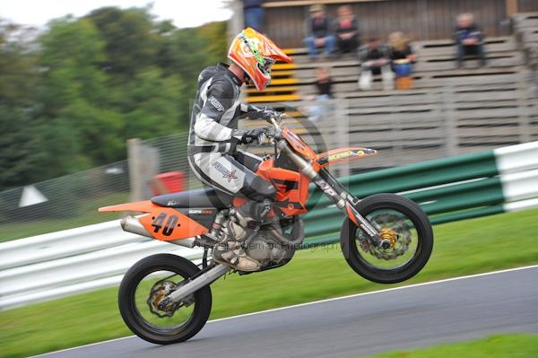 Motorcycle action photographs;Trackday digital images;cadwell;cadwell park photographs;event digital images;eventdigitalimages;motor racing louth lincolnshire;no limits trackday;peter wileman photography;trackday;trackday photos