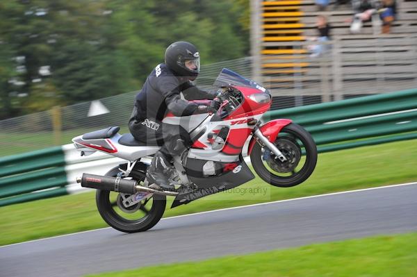 Motorcycle action photographs;Trackday digital images;cadwell;cadwell park photographs;event digital images;eventdigitalimages;motor racing louth lincolnshire;no limits trackday;peter wileman photography;trackday;trackday photos