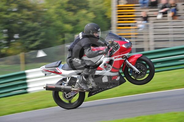 Motorcycle action photographs;Trackday digital images;cadwell;cadwell park photographs;event digital images;eventdigitalimages;motor racing louth lincolnshire;no limits trackday;peter wileman photography;trackday;trackday photos