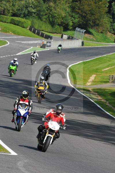 Motorcycle action photographs;Trackday digital images;cadwell;cadwell park photographs;event digital images;eventdigitalimages;motor racing louth lincolnshire;no limits trackday;peter wileman photography;trackday;trackday photos