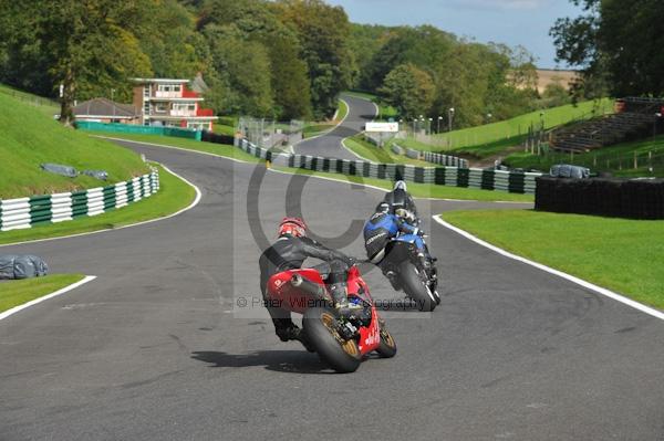 Motorcycle action photographs;Trackday digital images;cadwell;cadwell park photographs;event digital images;eventdigitalimages;motor racing louth lincolnshire;no limits trackday;peter wileman photography;trackday;trackday photos